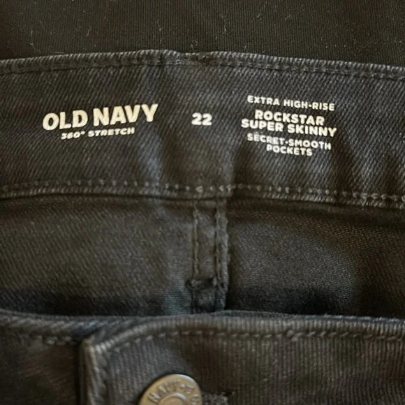 Women's Skinny High Rise Button Black Jeans - Picture 3 of 5